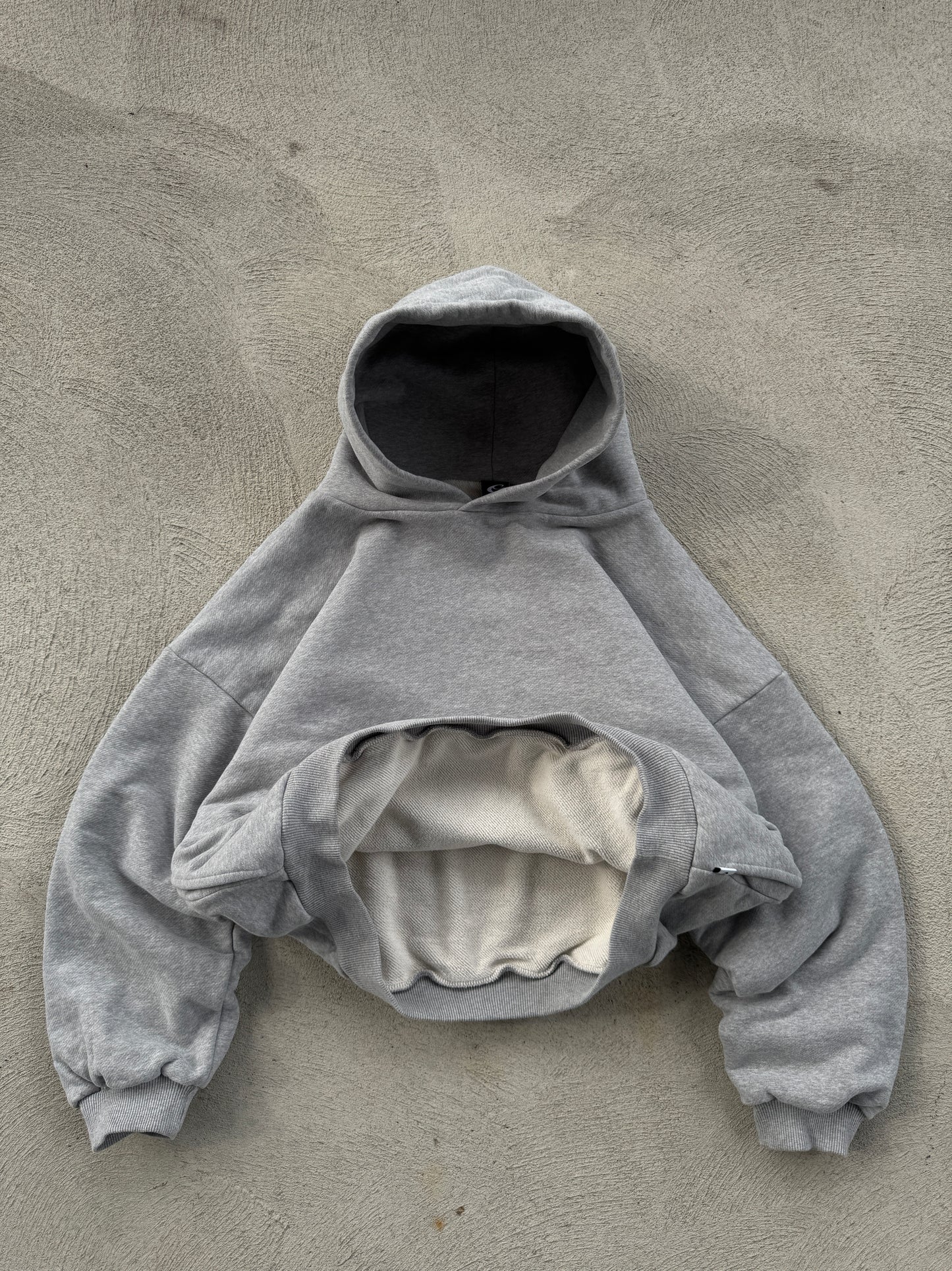 Combo jeans et hoodie Clip