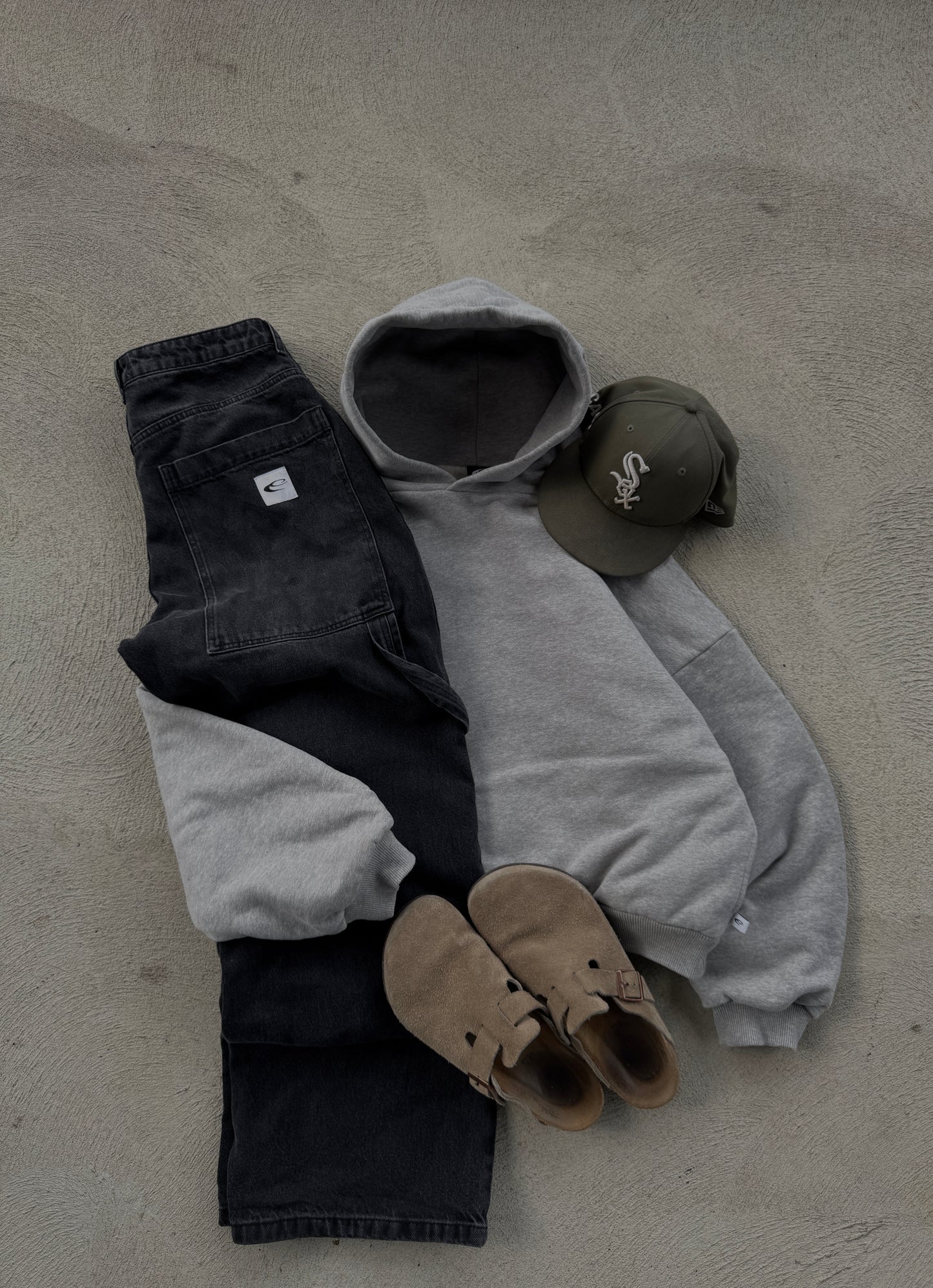 Combo jeans et hoodie Clip