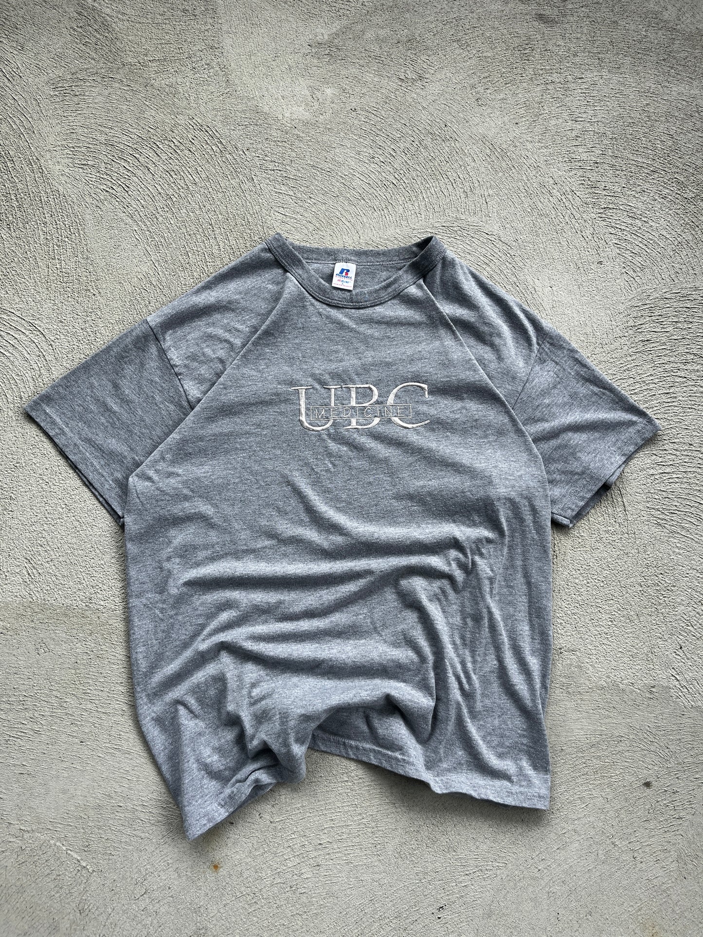 t-shirt vintage UBC -L