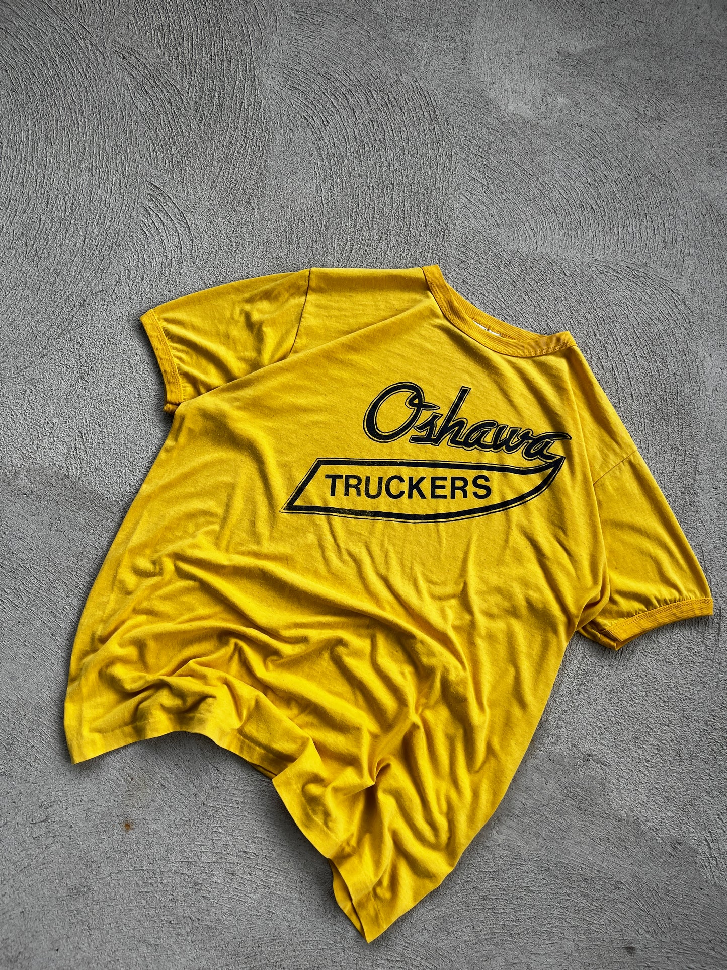 t-shirt oshawo trucker -fit L