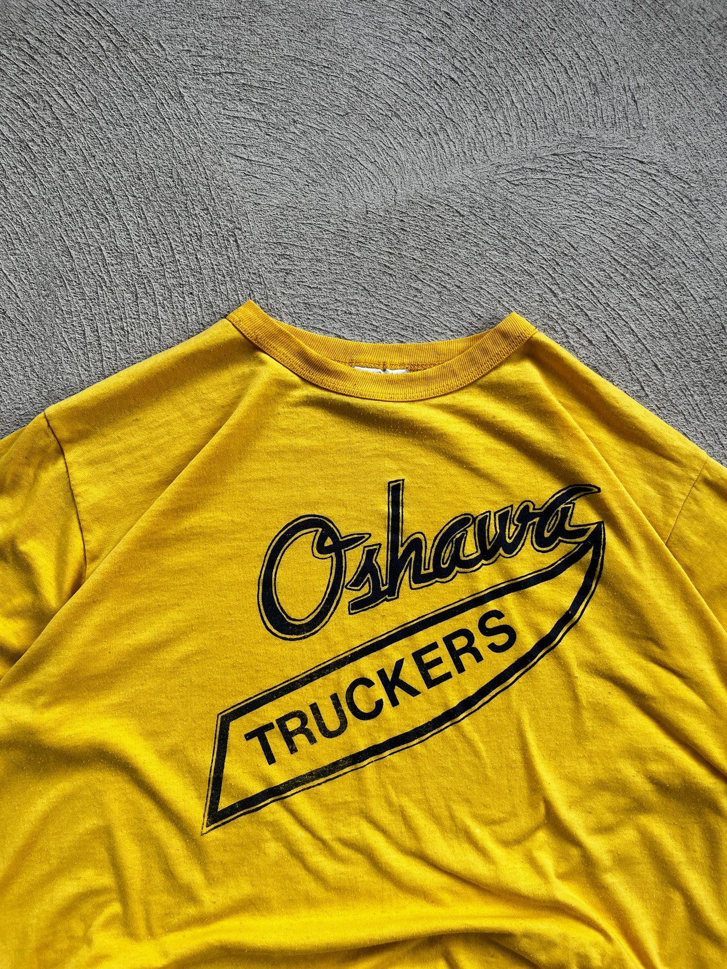 t-shirt oshawo trucker -fit L