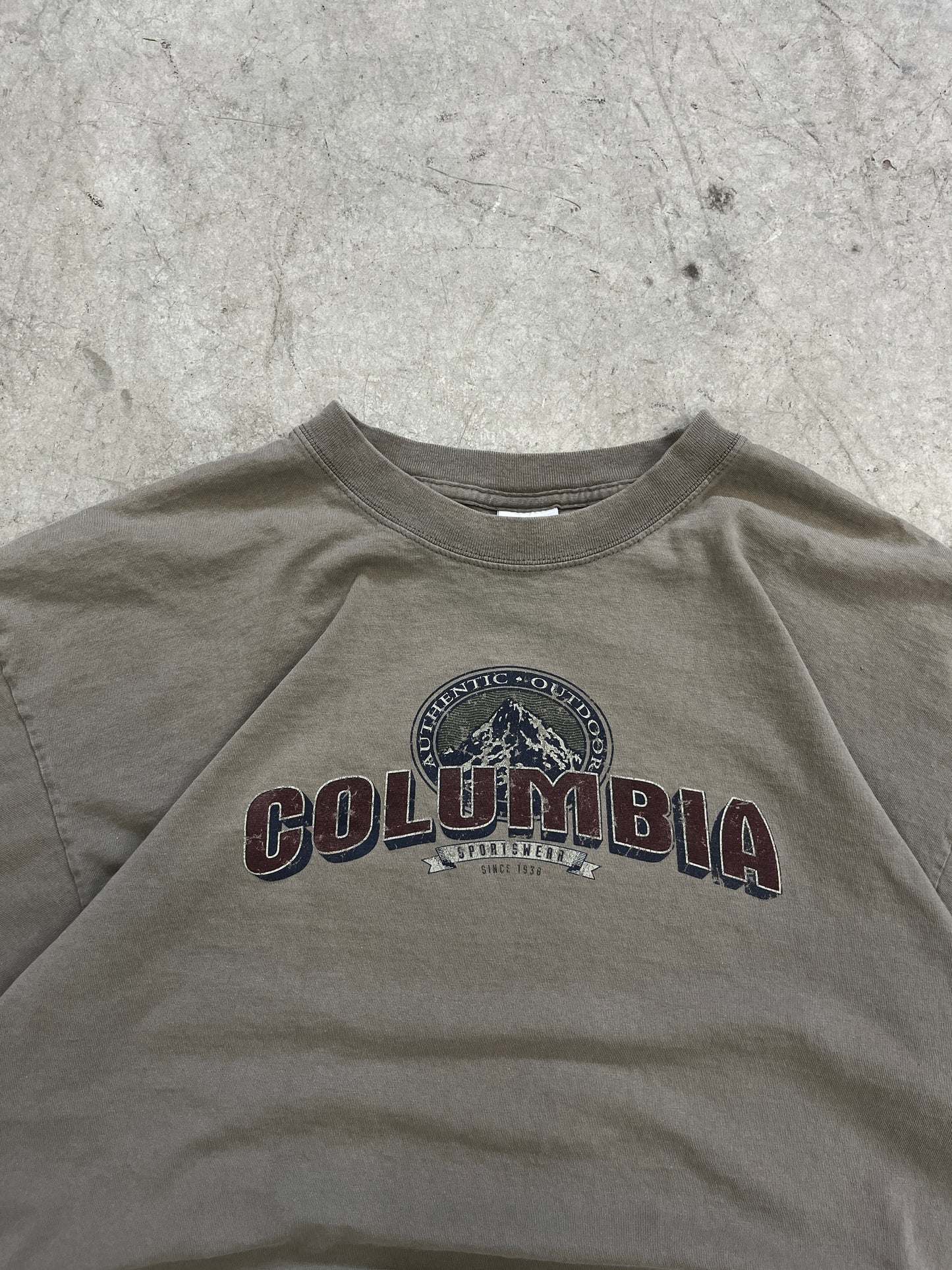 t-shirt vintage columbia -XXL fit XL