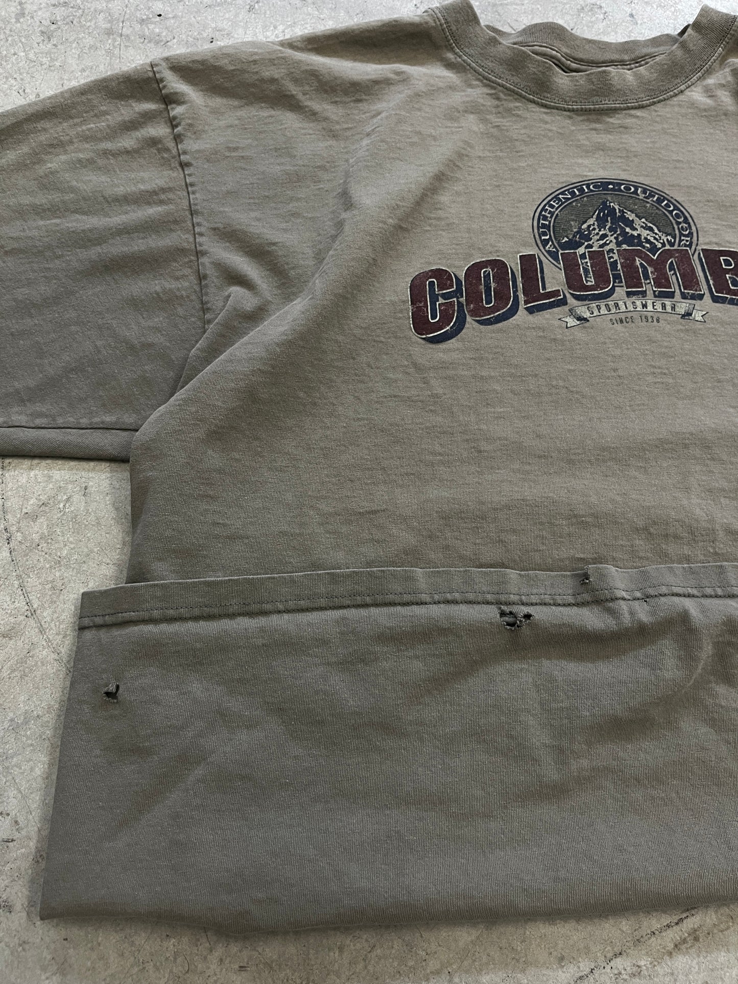 t-shirt vintage columbia -XXL fit XL