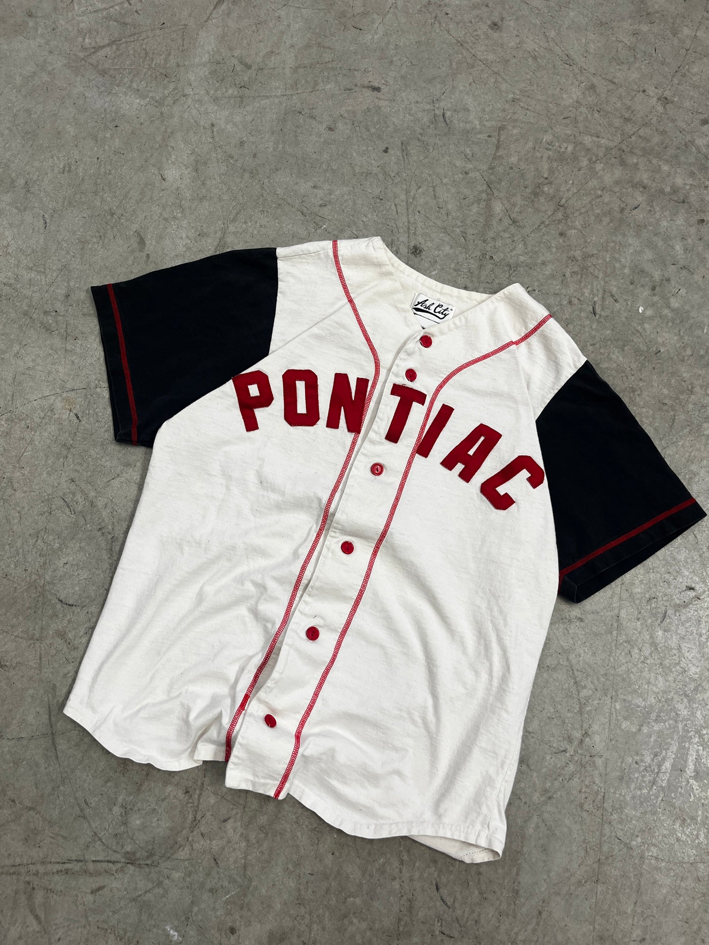 t-shirt pontiac vintage -L