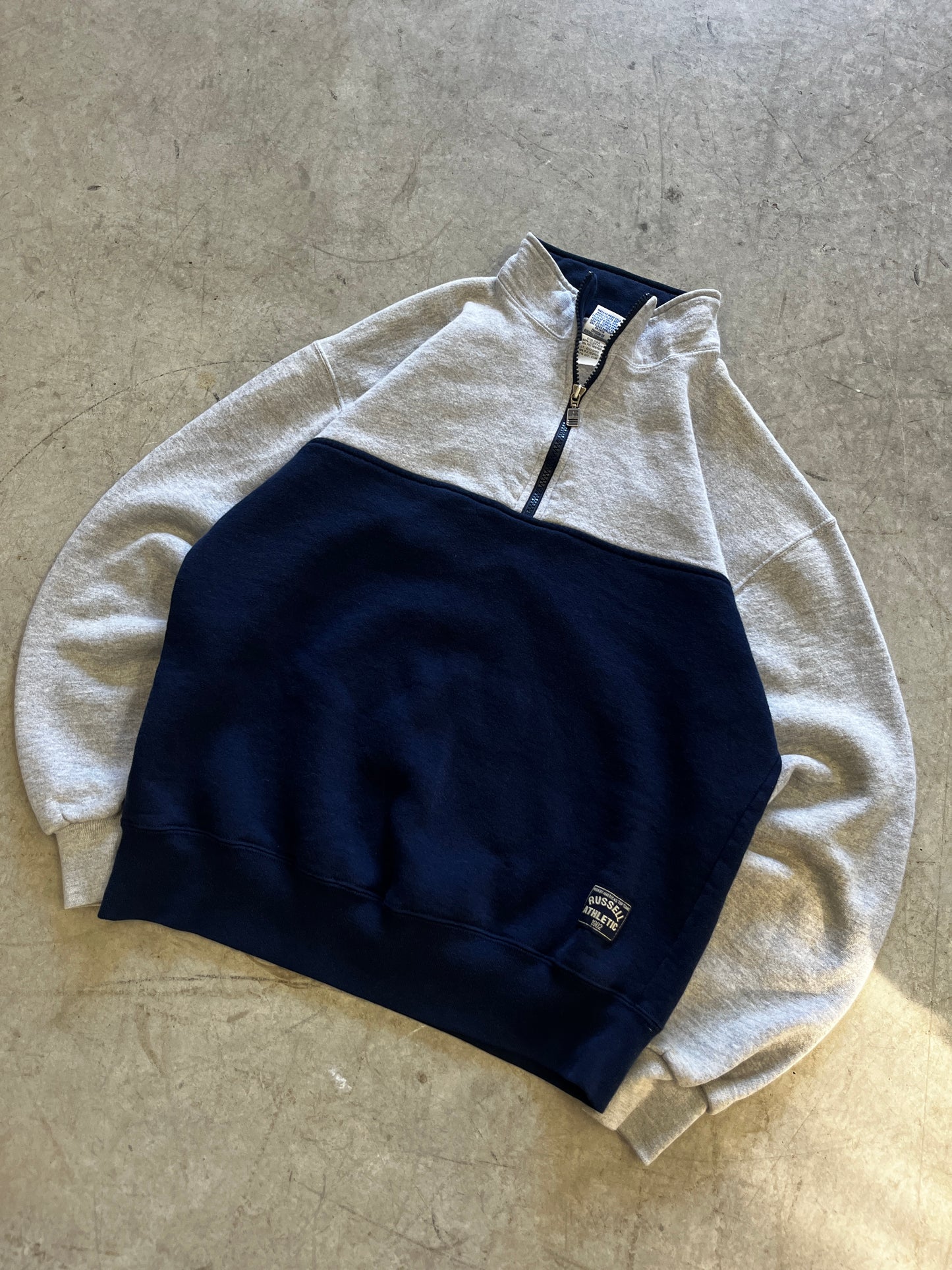 fleece vintage russell -fit M/L