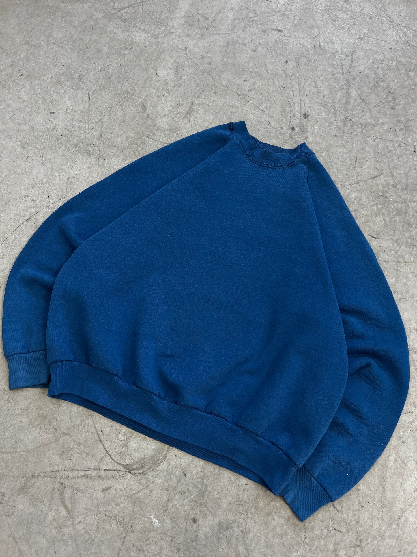 crewneck vintage blank bleu -fit L