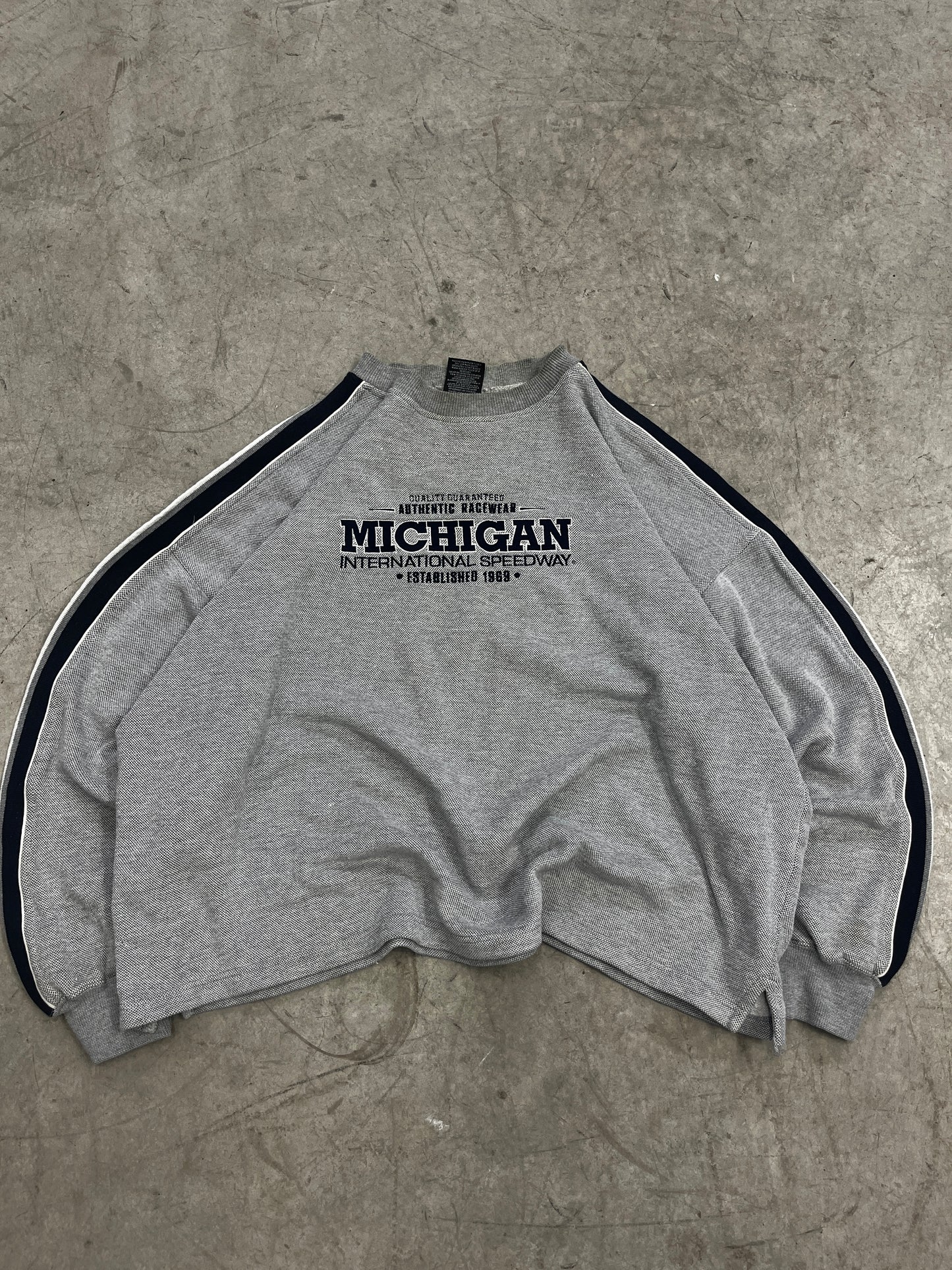 crewneck vintage michigan -XL