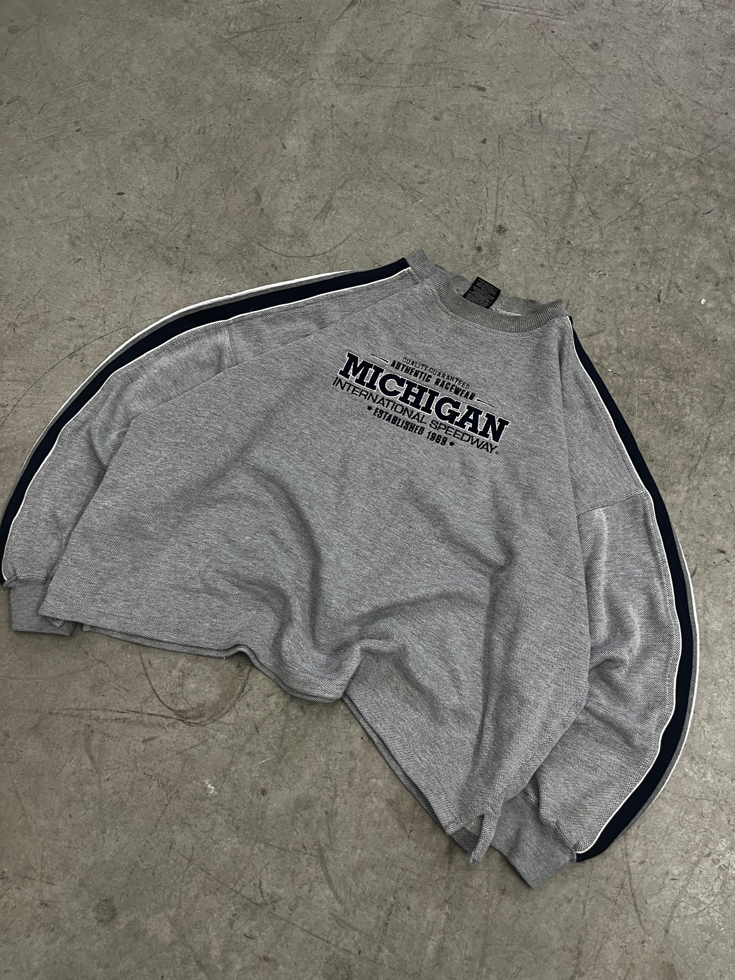 crewneck vintage michigan -XL